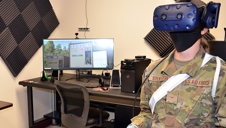 Military personnel using virtual reality